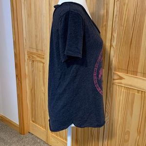 Hollister Tops - Hollister Elephant T-Shirt Hollister Tops - Hollister Elephant T-Shirt
